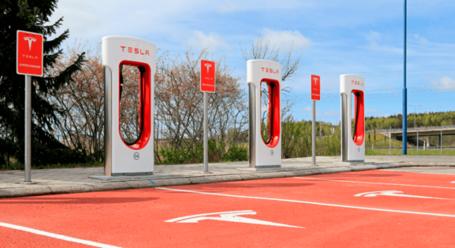 Punto de Recarga de Tesla.
Cargadores vehículos eléctricos.