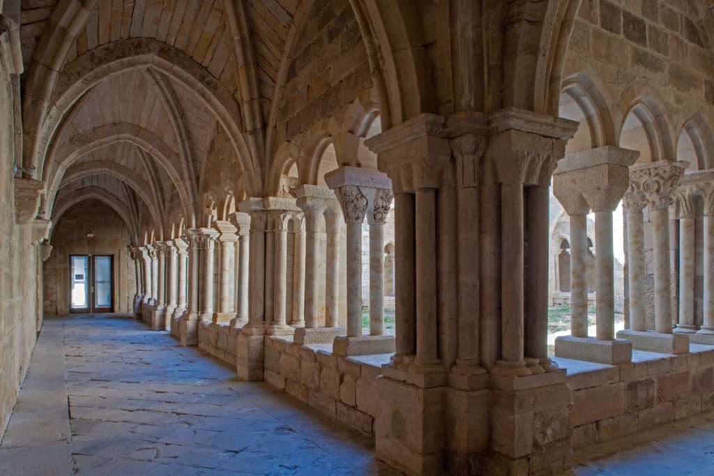 Monumentos del románico palentino: Uno de los monumentos del arte románico palentino: Santa María la Real de Aguilar de Campoo