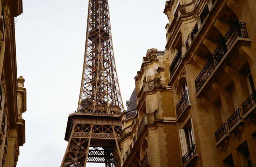 scenic street view of eiffel tower in paris